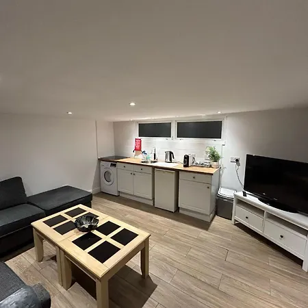 Danton Lodge Foleshill Extérieur photo
